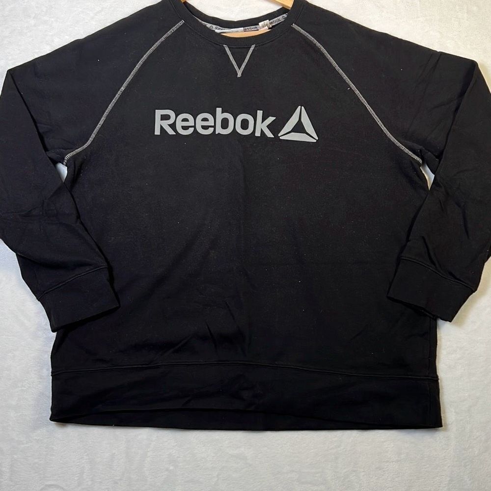 Reebok Crewneck pullover sweater -‎ Men XL